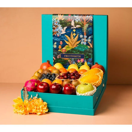 Exotic fruit basket (8 fruits)